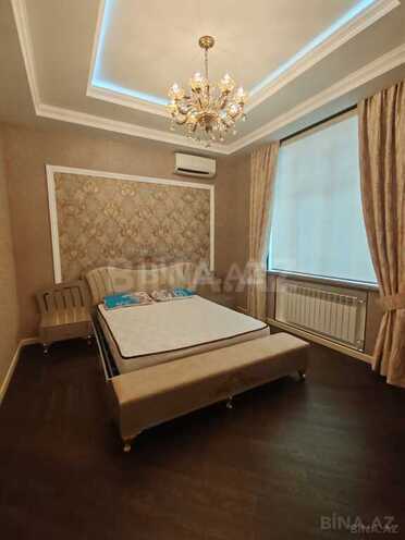 8 otaqlı həyət evi/bağ evi - Bakıxanov q. - 470 m² (6)