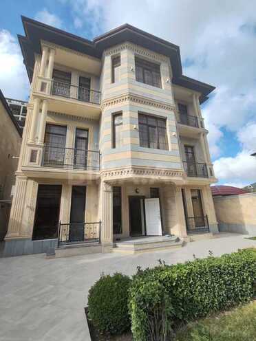 8 otaqlı həyət evi/bağ evi - Bakıxanov q. - 470 m² (1)