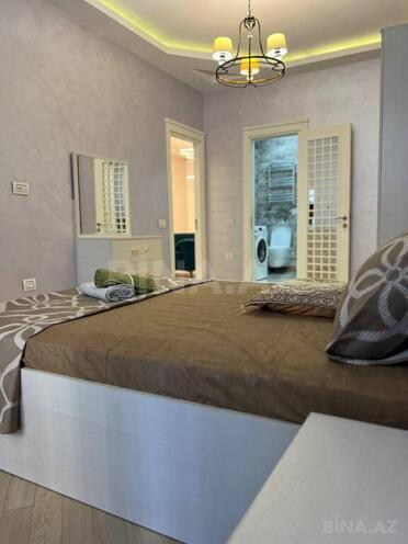 3 otaqlı yeni tikili - Şah İsmayıl Xətai m. - 160 m² (8)