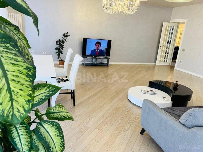 3 otaqlı yeni tikili - Şah İsmayıl Xətai m. - 160 m² (20)