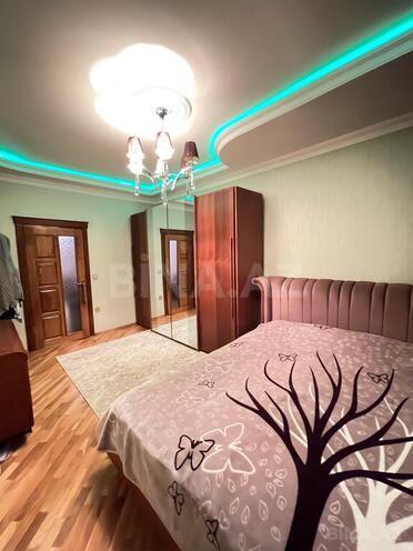 3 otaqlı köhnə tikili - 5-ci mikrorayon q. - 80 m² (7)