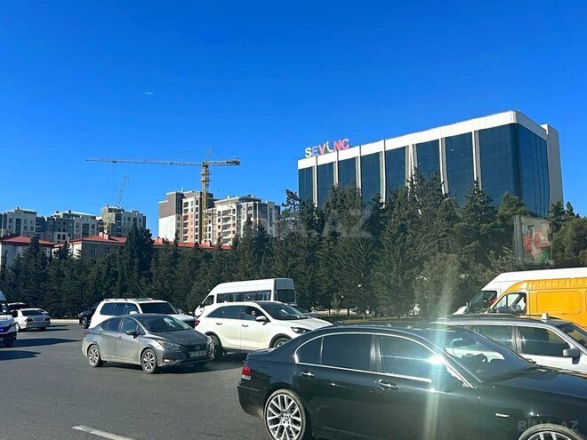 Продаётся 2-комн. вторичка 50 м², м. Кара Караев, photo 25 from 27