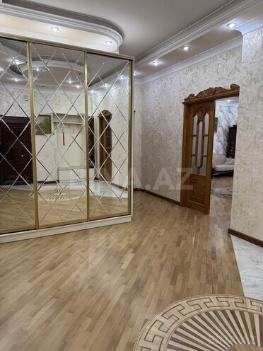 4-комн. новостройка - пос. 8-й мкр - 190 м² (4)