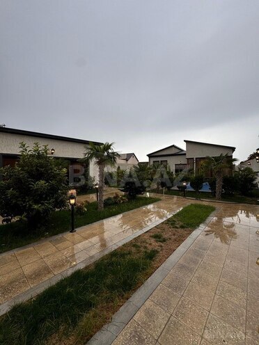 5 otaqlı həyət evi/bağ evi - Şüvəlan q. - 300 m² (18)