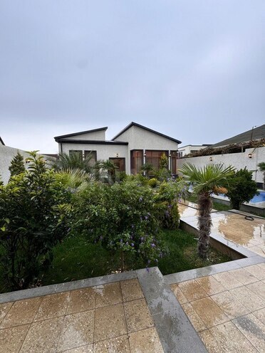 5 otaqlı həyət evi/bağ evi - Şüvəlan q. - 300 m² (1)