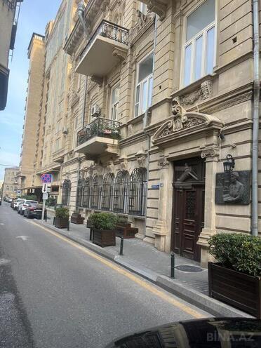 3 otaqlı köhnə tikili - Sahil m. - 72 m² (1)