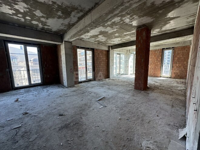 Продаётся 3-комн. новостройка 131 м², м. Элмляр Академиясы, photo 8 from 9