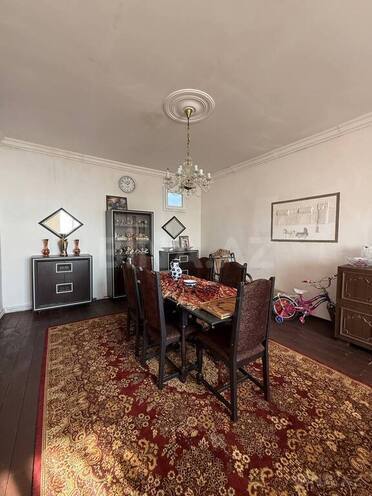 7 otaqlı həyət evi/bağ evi - Xətai r. - 200 m² (1)