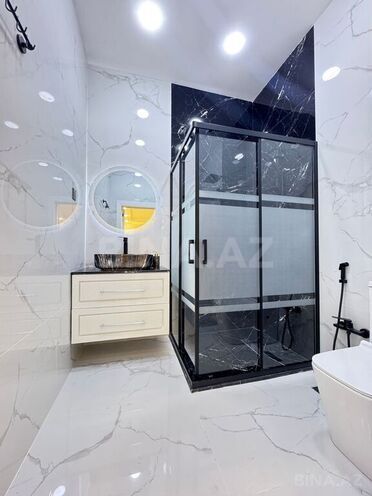 5 otaqlı həyət evi/bağ evi - Şüvəlan q. - 200 m² (30)