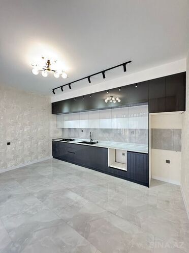5 otaqlı həyət evi/bağ evi - Şüvəlan q. - 200 m² (23)