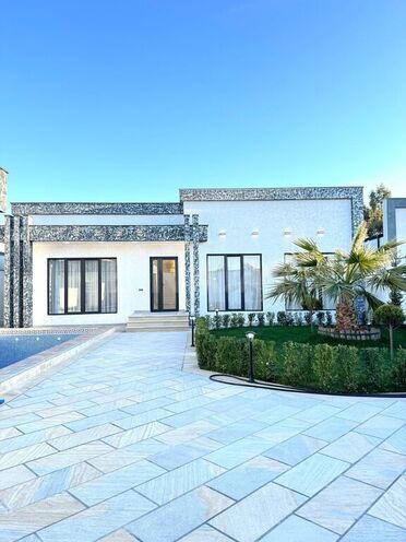 5 otaqlı həyət evi/bağ evi - Şüvəlan q. - 200 m² (2)