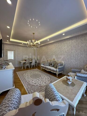 3-комн. новостройка - м. Иншаатчылар - 130 м² (2)