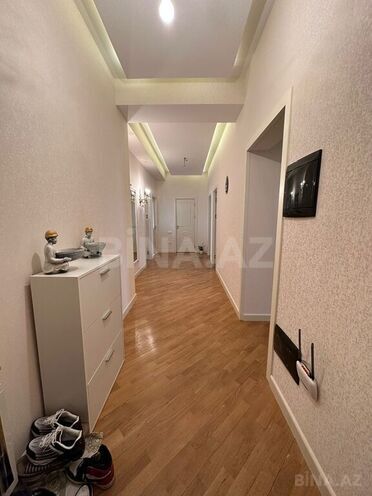 3-комн. новостройка - м. Иншаатчылар - 130 м² (4)