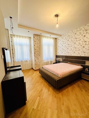 9 otaqlı həyət evi/bağ evi - Şağan q. - 430 m² (15)