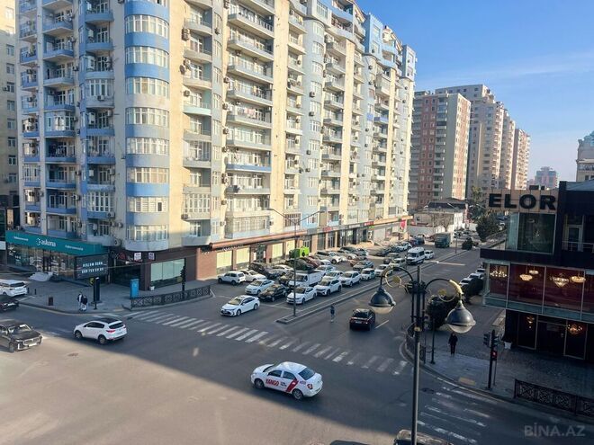 2 otaqlı köhnə tikili - 8 Noyabr m. - 50 m² (3)