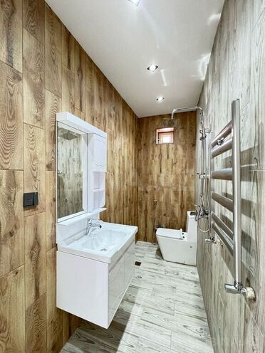 4 otaqlı həyət evi/bağ evi - Mərdəkan q. - 200 m² (20)