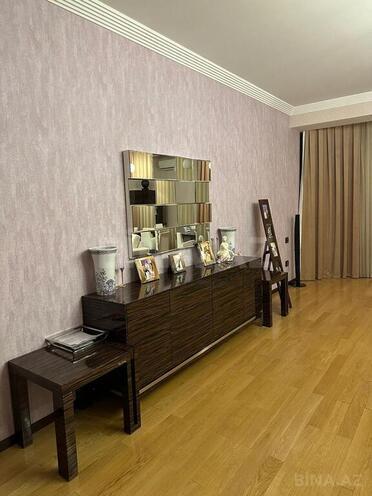 4 otaqlı yeni tikili - 28 May m. - 190 m² (4)