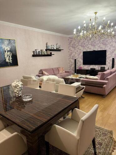 4 otaqlı yeni tikili - 28 May m. - 190 m² (2)