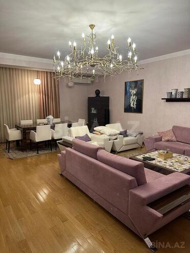 4 otaqlı yeni tikili - 28 May m. - 190 m² (1)