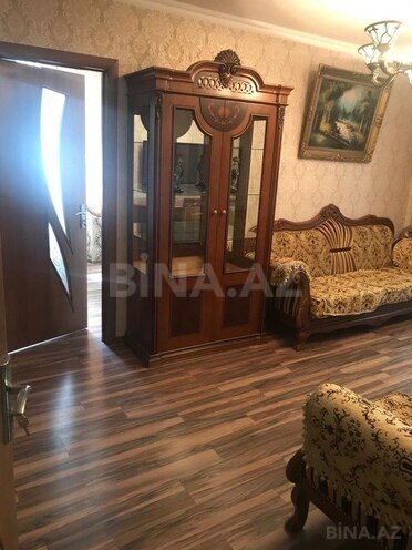 3 otaqlı köhnə tikili - İnşaatçılar m. - 80 m² (4)