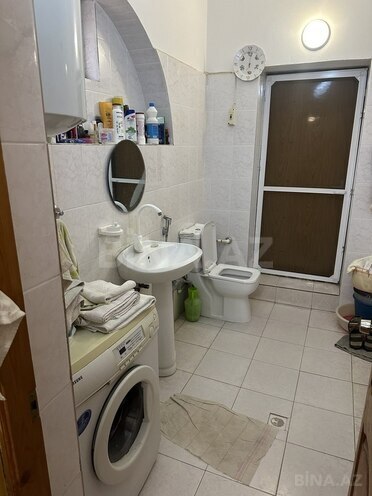 4 otaqlı həyət evi/bağ evi - Şüvəlan q. - 179 m² (25)