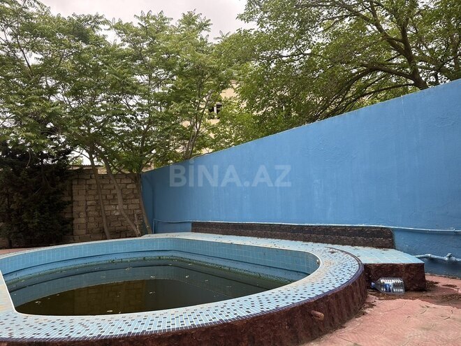 4 otaqlı həyət evi/bağ evi - Şüvəlan q. - 179 m² (20)