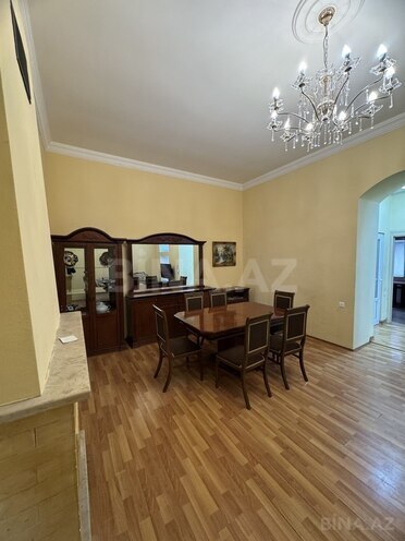 4 otaqlı köhnə tikili - 28 May m. - 102.5 m² (2)