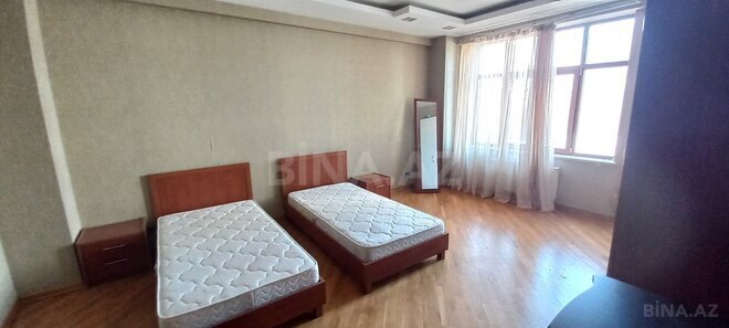 4-комн. новостройка - м. 28 мая - 230 м² (18)