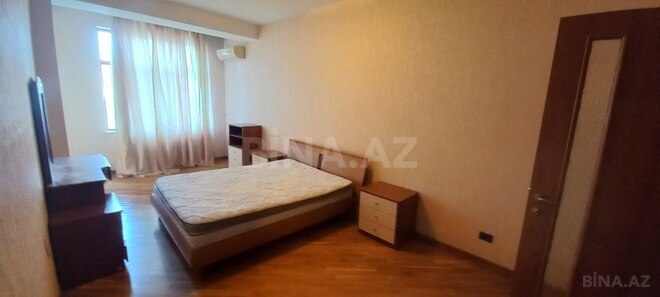 4-комн. новостройка - м. 28 мая - 230 м² (16)