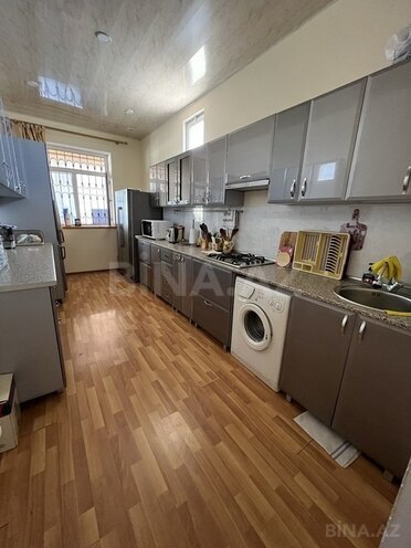 4 otaqlı həyət evi/bağ evi - Novxanı q. - 150 m² (9)