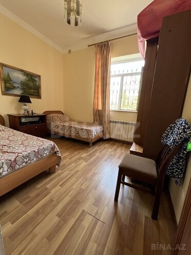 4 otaqlı həyət evi/bağ evi - Novxanı q. - 150 m² (10)