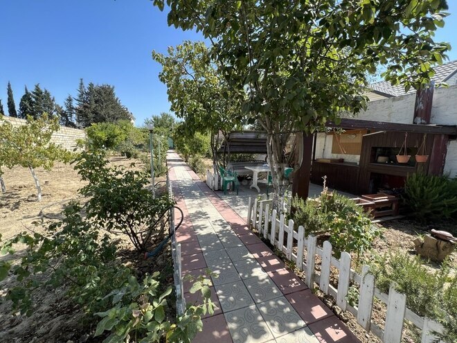 4 otaqlı həyət evi/bağ evi - Novxanı q. - 150 m² (16)