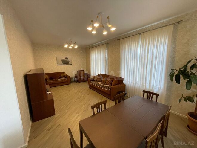 6 otaqlı həyət evi/bağ evi - Şüvəlan q. - 315 m² (28)