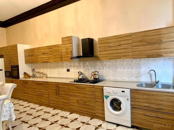 8 otaqlı həyət evi/bağ evi - Quba - 900 m² (13)
