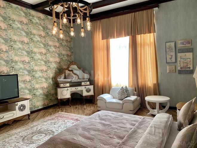 8 otaqlı həyət evi/bağ evi - Quba - 900 m² (25)