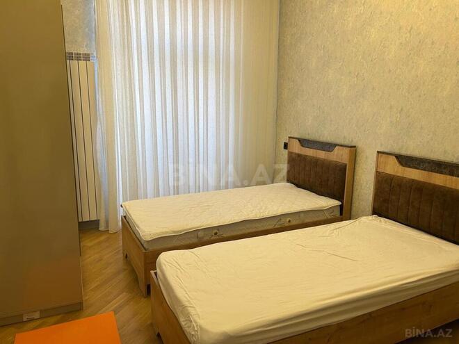 3-комн. новостройка - м. 28 мая - 120 м² (7)