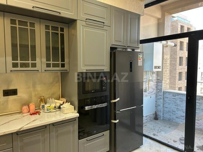 3-комн. новостройка - м. 28 мая - 120 м² (2)