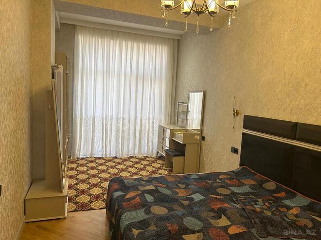 3-комн. новостройка - м. 28 мая - 120 м² (5)