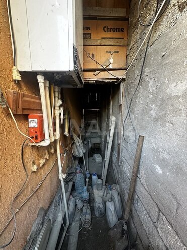 5 otaqlı həyət evi/bağ evi - Bakıxanov q. - 200 m² (28)