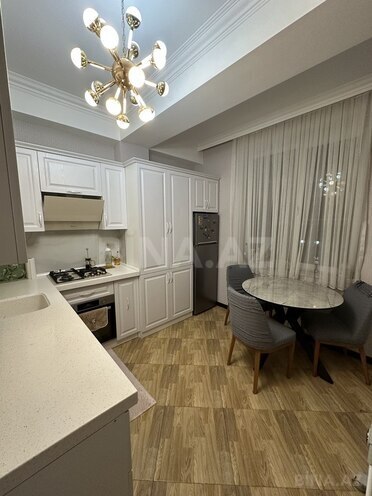 Продаётся 3-комн. новостройка 110 м², м. Ахмедлы, photo 1 from 10