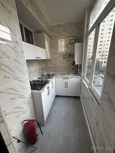 2 otaqlı köhnə tikili - Elmlər Akademiyası m. - 64 m² (1)