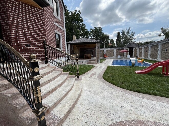 9 otaqlı həyət evi/bağ evi - Qəbələ - 350 m² (4)