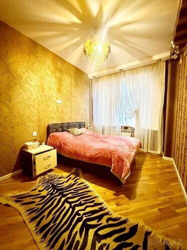 4-комн. новостройка - м. Иншаатчылар - 130 м² (5)