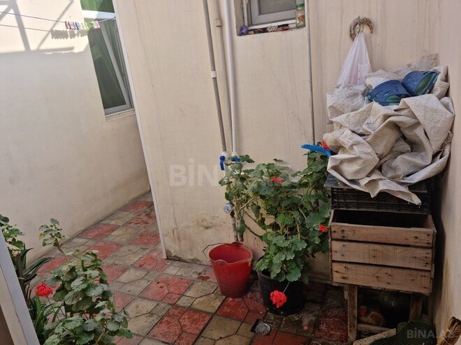 4 otaqlı həyət evi/bağ evi - Keşlə q. - 100 m² (1)