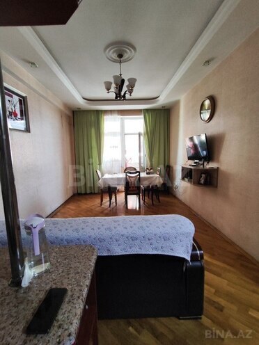 2-комн. новостройка - м. 28 мая - 65 м² (3)