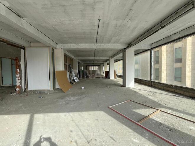 Satılır  obyekt 810 m², İnşaatçılar m., photo 3 from 8