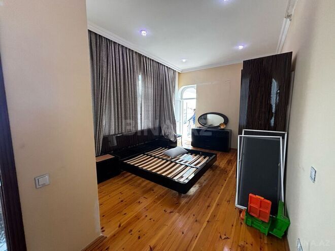 5 otaqlı həyət evi/bağ evi - Şüvəlan q. - 300 m² (24)