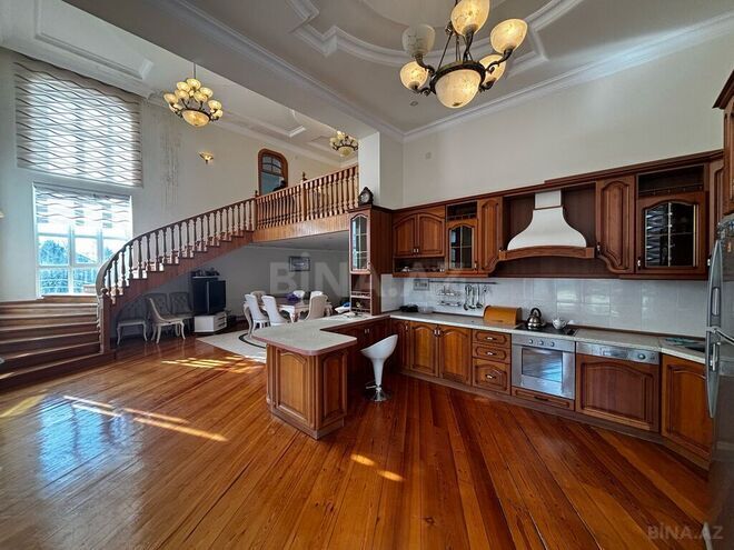 5 otaqlı həyət evi/bağ evi - Şüvəlan q. - 300 m² (11)