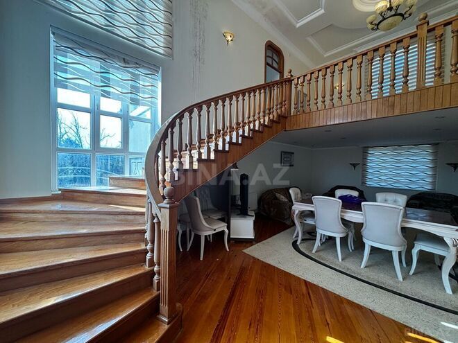 5 otaqlı həyət evi/bağ evi - Şüvəlan q. - 300 m² (17)