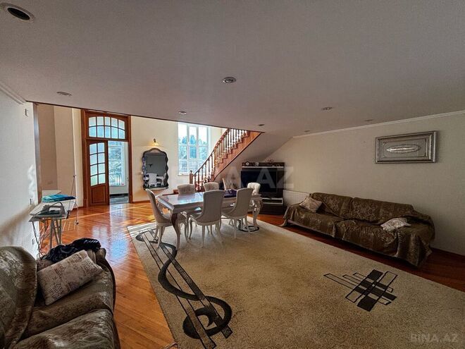 5 otaqlı həyət evi/bağ evi - Şüvəlan q. - 300 m² (13)